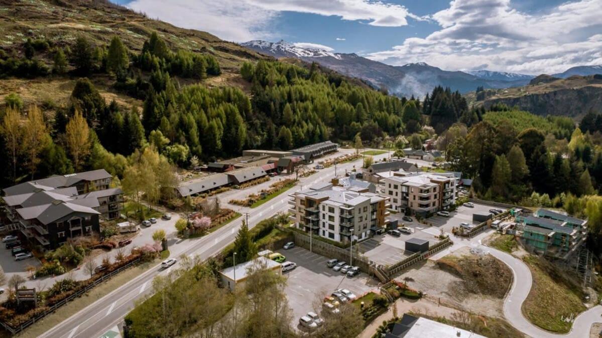 Coronet Base At La Residence Du Parc Queenstown Eksteriør billede