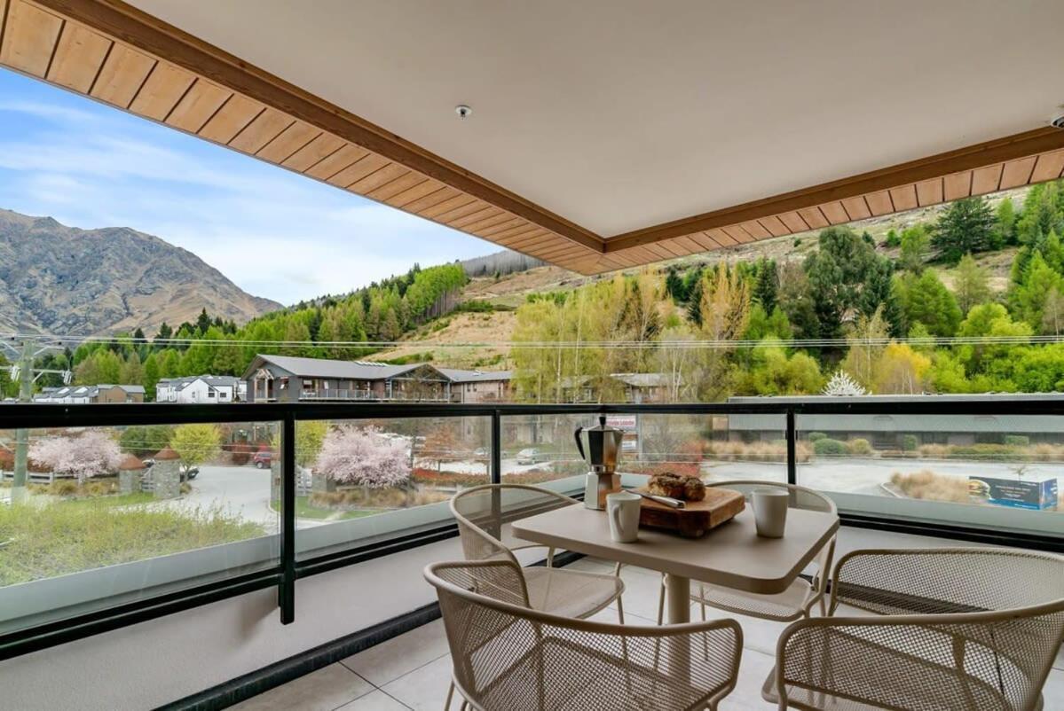 Coronet Base At La Residence Du Parc Queenstown Eksteriør billede